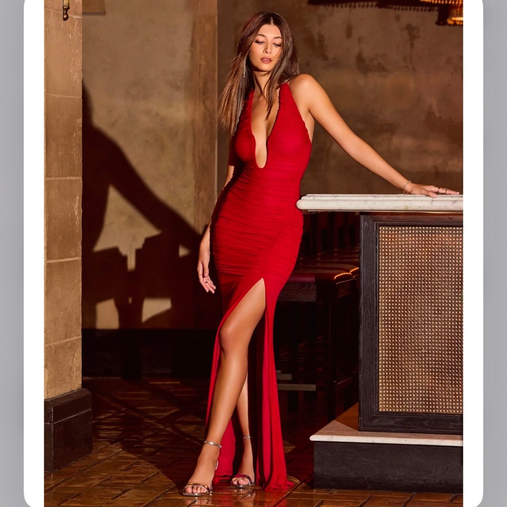 Elegant Red Evening Dress